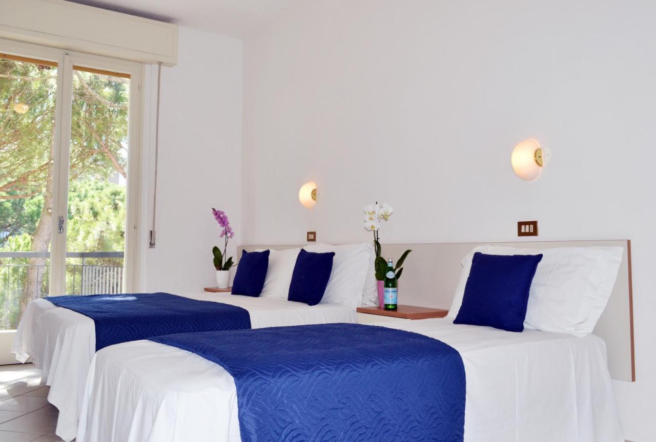 Hotel Elefantino Grey - Free Breakfast & Brunch Until 13-00 - Vicinissimi A Mirabilandia ミラノ・マリッティマ エクステリア 写真