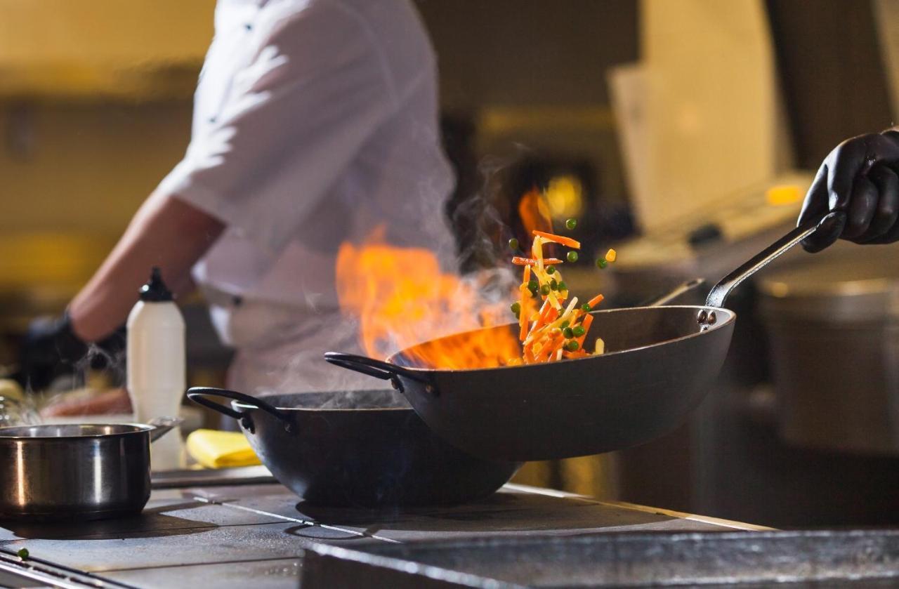 Hotel Elefantino Grey - Free Breakfast & Brunch Until 13-00 - Vicinissimi A Mirabilandia ミラノ・マリッティマ エクステリア 写真